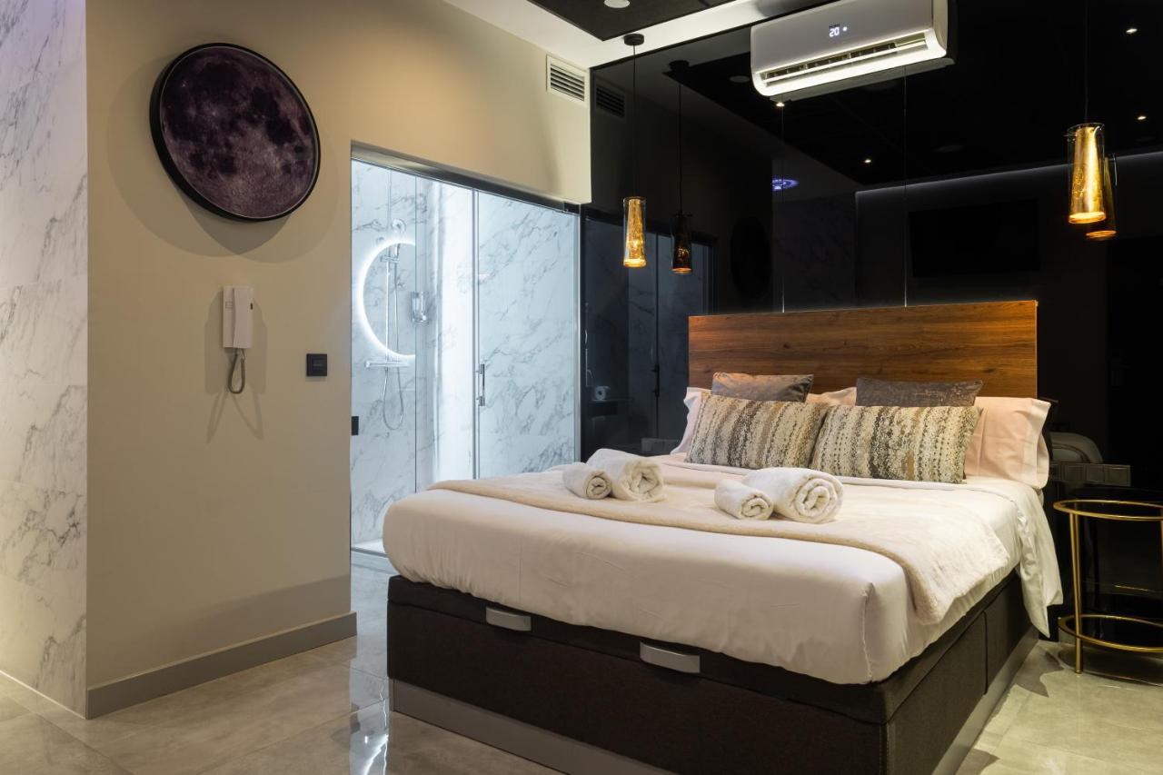 Daos Suites & Terrace Marbella Exterior photo