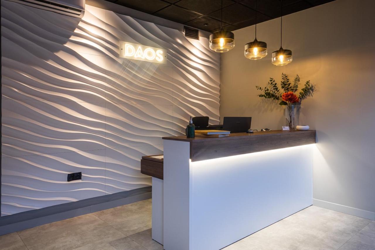 Daos Suites & Terrace Marbella Exterior photo