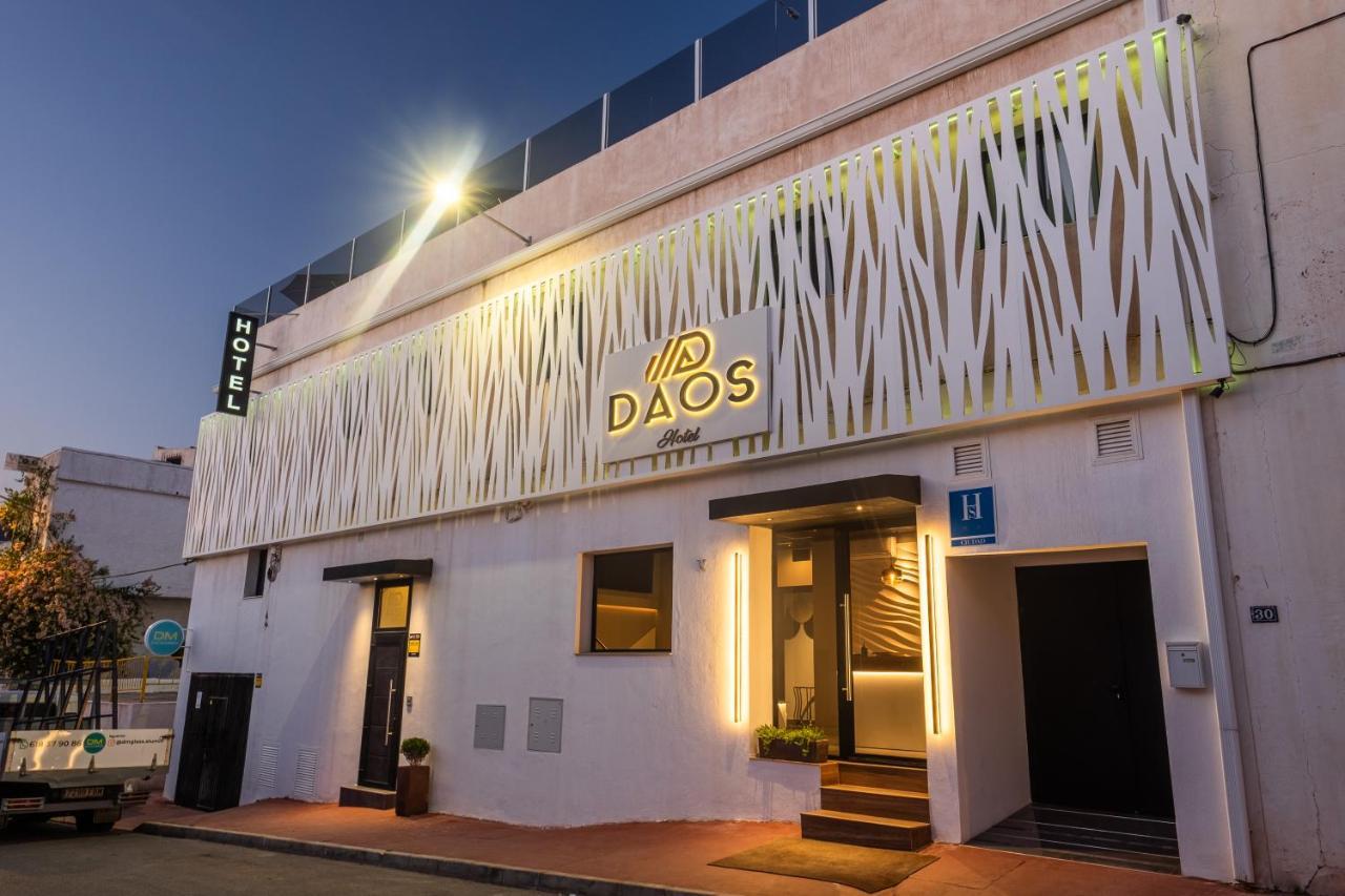 Daos Suites & Terrace Marbella Exterior photo