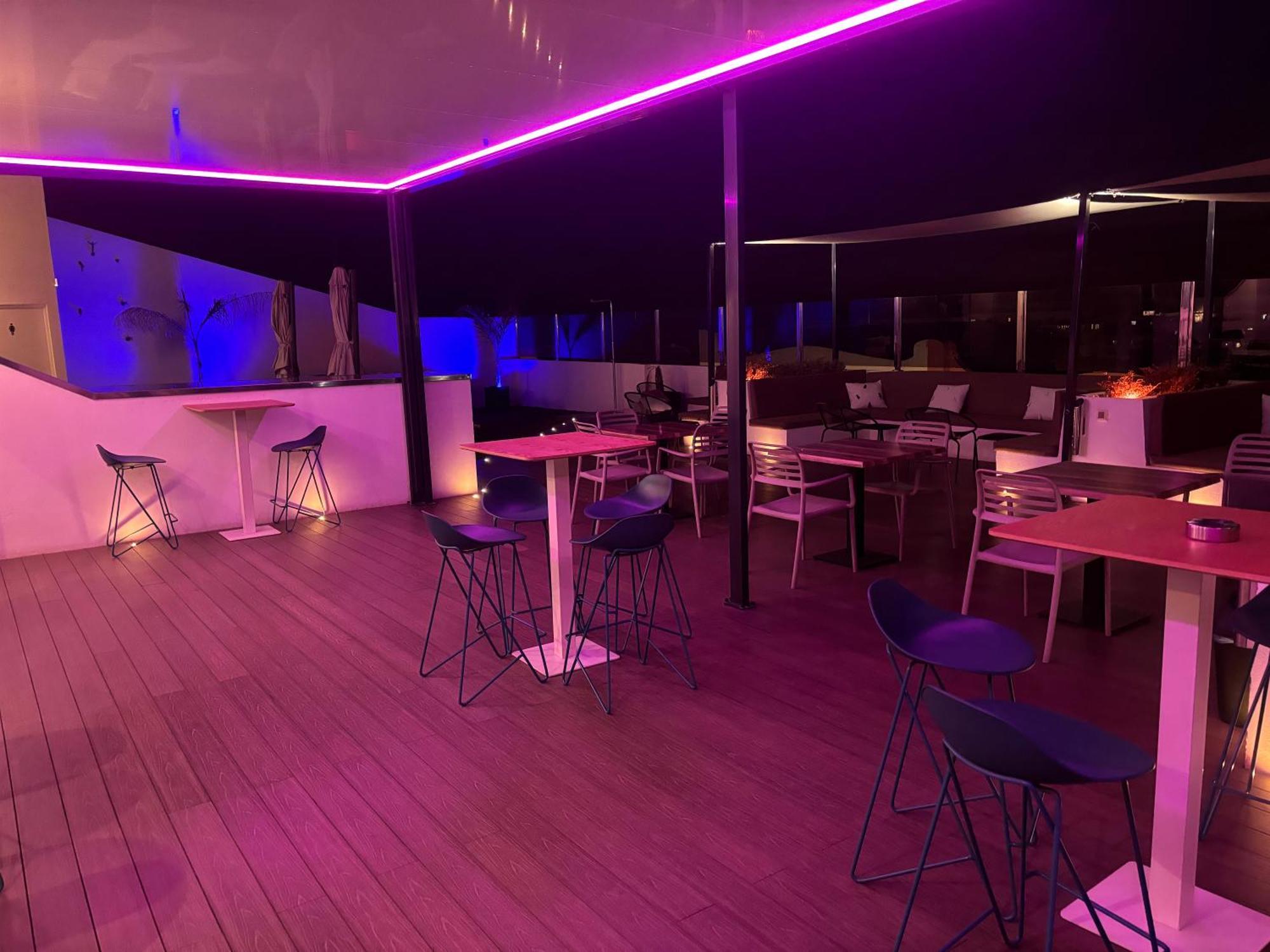 Daos Suites & Terrace Marbella Exterior photo