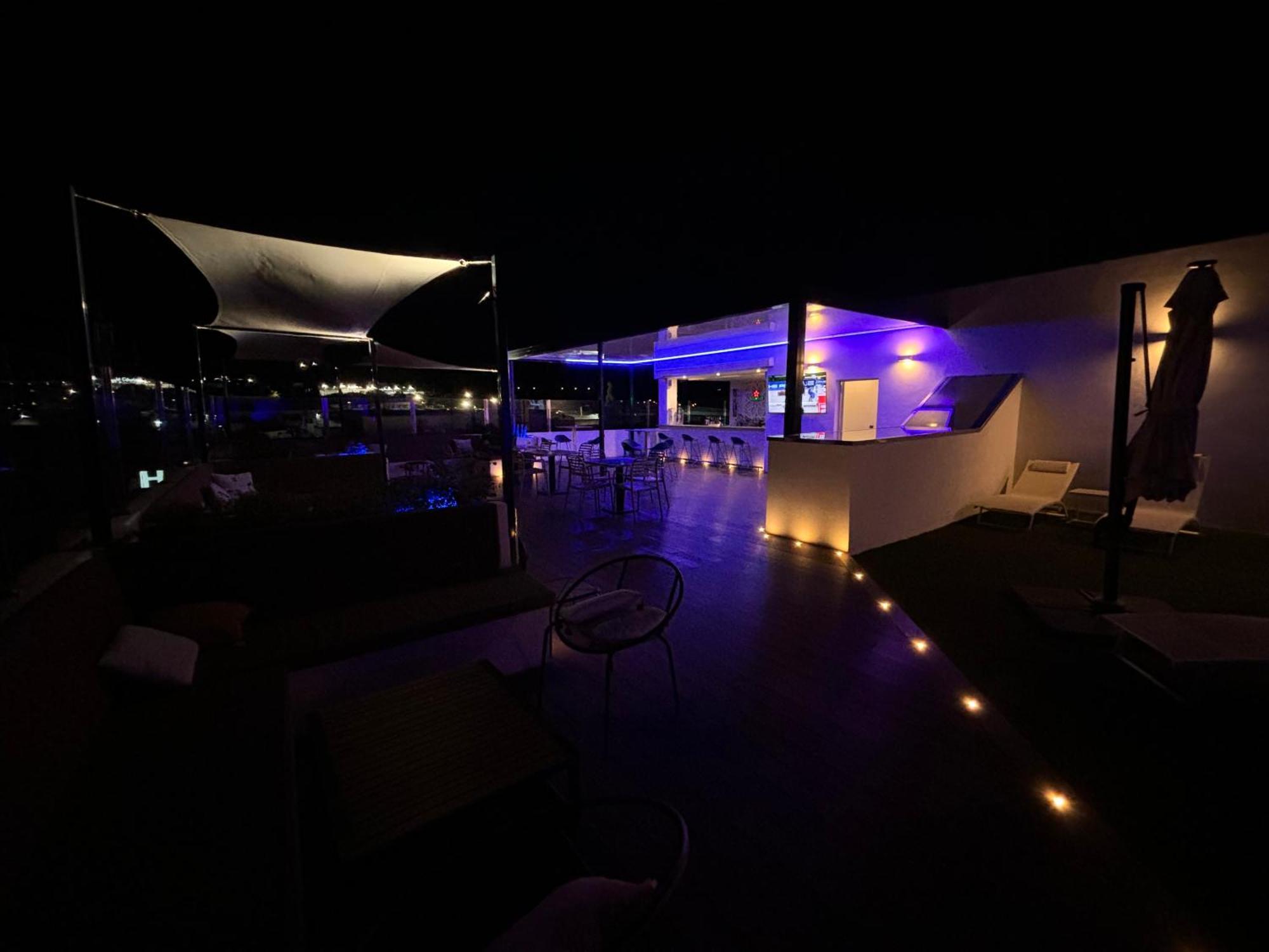 Daos Suites & Terrace Marbella Exterior photo